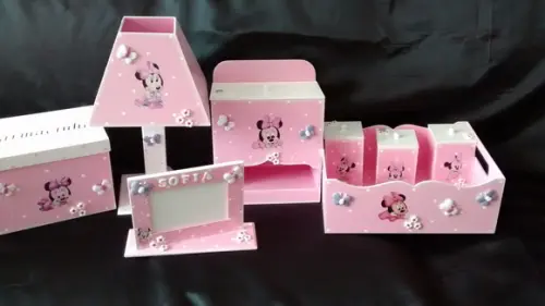 Kit Higiene para Bebê em mdf com 8 Peças