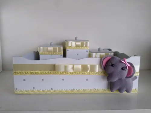 Kit Higiene para Bebê em mdf Safari Menina