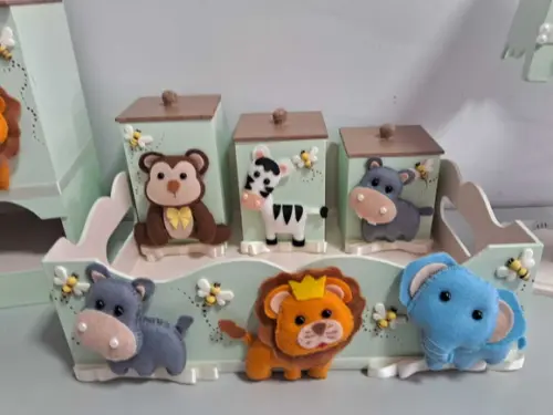 Kit Higiene para Bebê em mdf Tema Safari