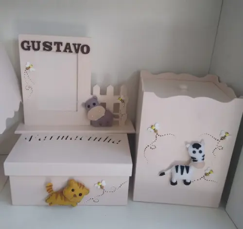 Kit Higiene para Bebê em mdf Tema Safari com 9 Peças