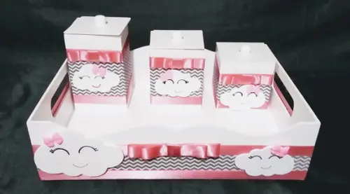 Kit Higiene para Bebê Tema Chuva de Amor
