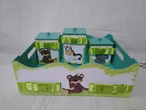 Kit Higiene para Bebê Tema Safari Bichinhos da Floresta