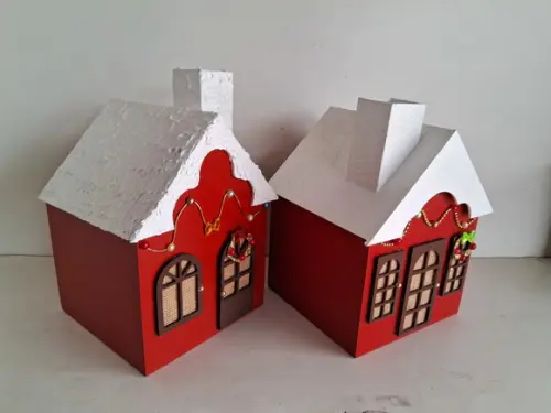 Porta Panetones em mdf Casinha