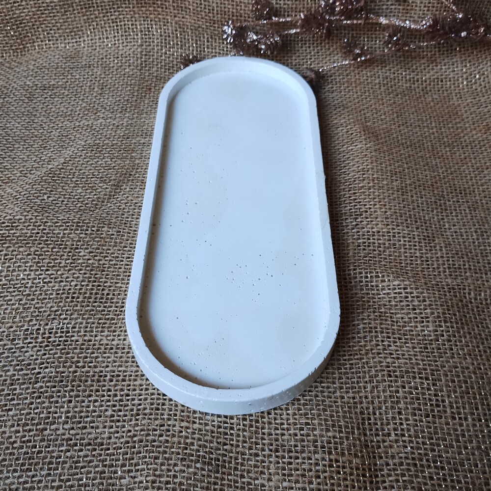 Bandeja Oval 31x13 cm em concreto