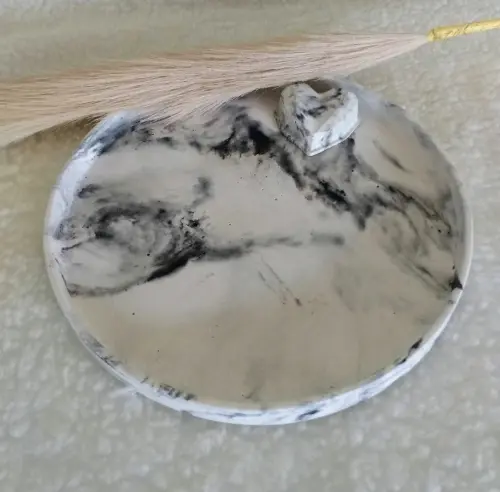 Bandeja Redonda 25cm em concreto decoração lavabo casa e escrit