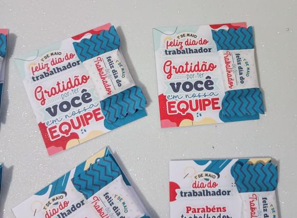 Card com Bala Personalizada Brinde Dia do Trabalhador