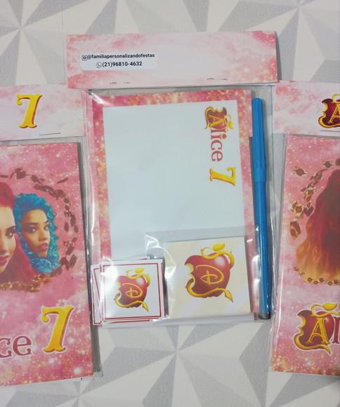 Kit 5 Brindes em 1 Lembrancinha Festa Infantil Descendentes