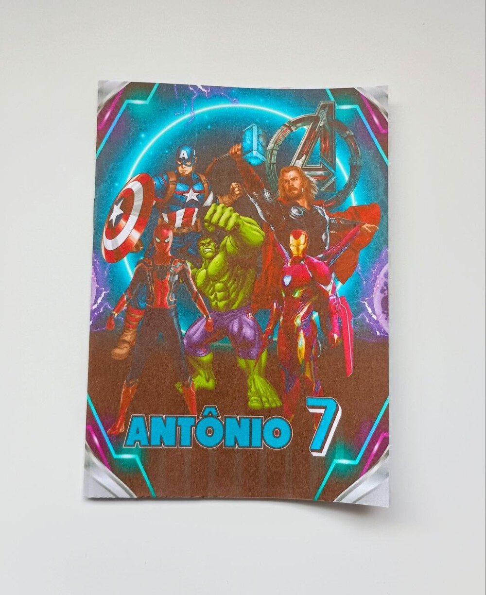 Álbum de Figurinhas e Livrinho de Colorir Lembrancinha Personali