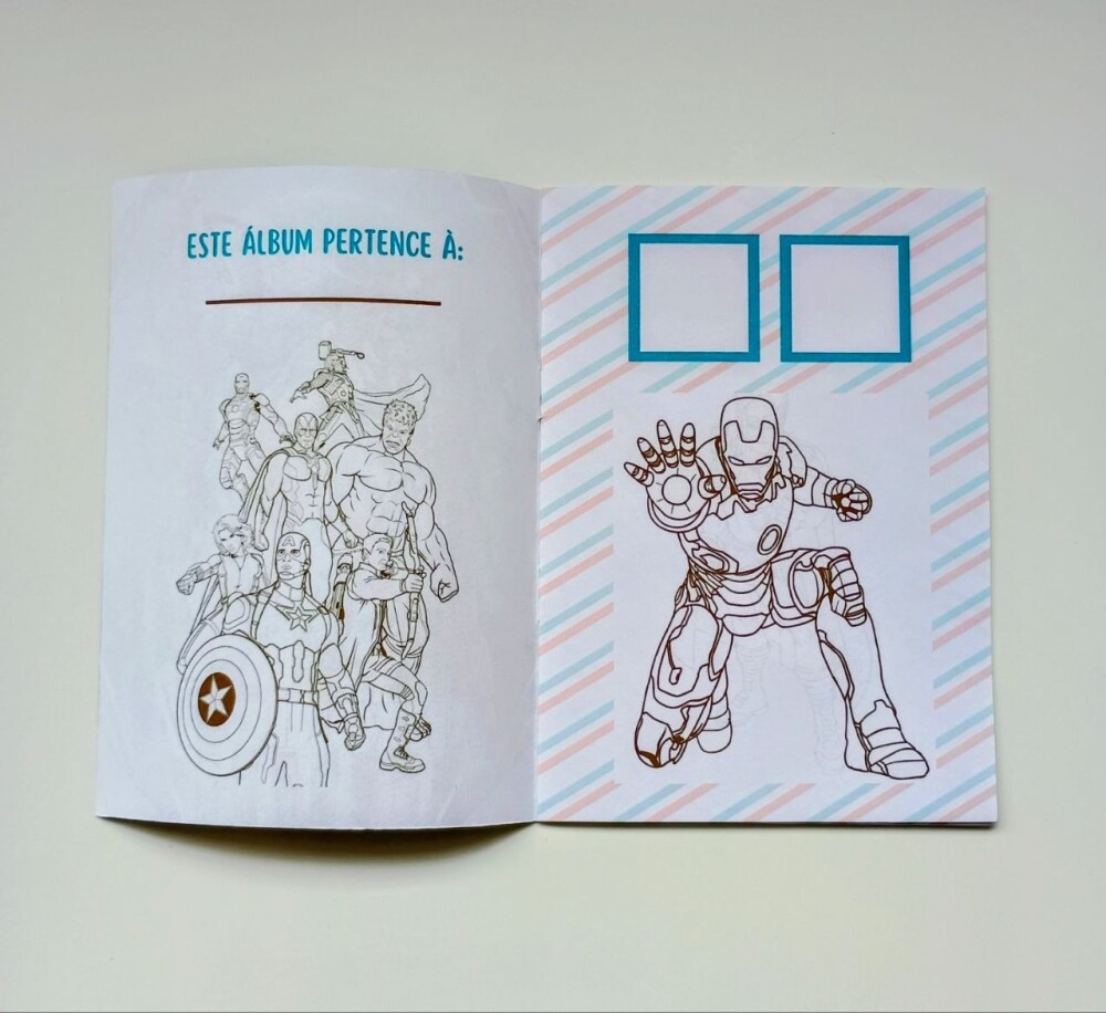 Álbum de Figurinhas e Livrinho de Colorir Lembrancinha Personali