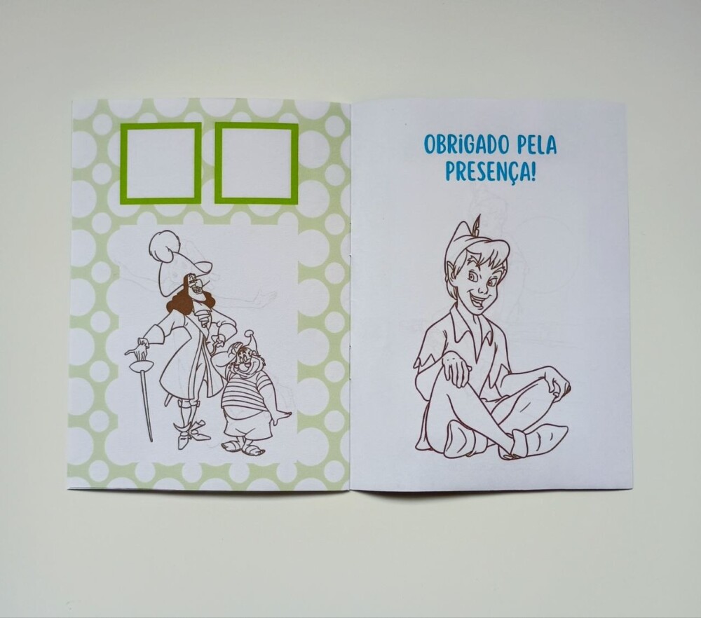 Álbum de Figurinhas e Livrinho de Colorir Lembrancinha Personali