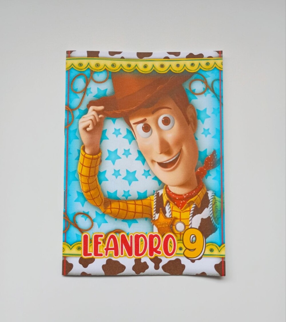 Álbum de Figurinhas e Livrinho de Colorir Lembrancinha Personali