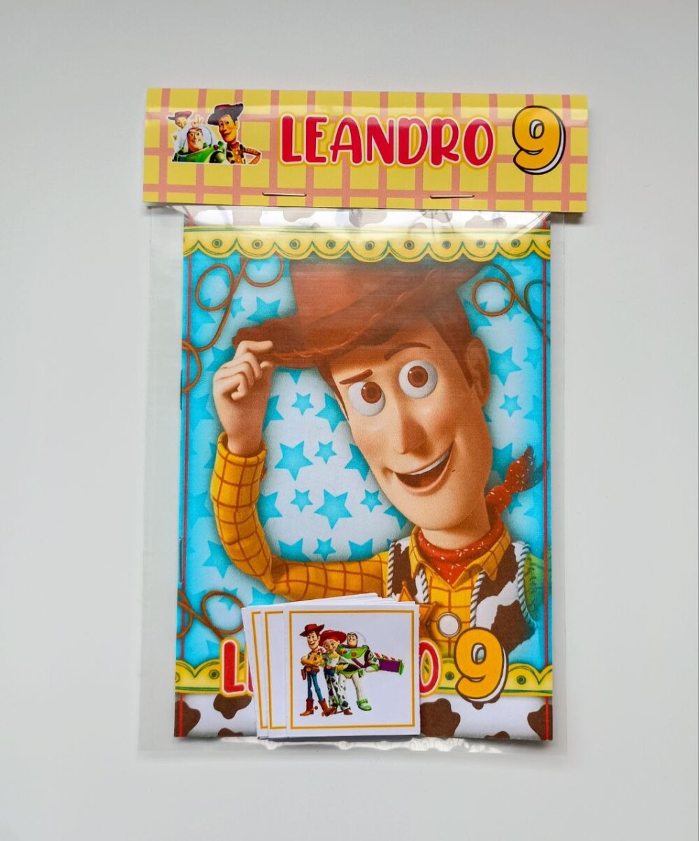 Álbum de Figurinhas e Livrinho de Colorir Lembrancinha Personali