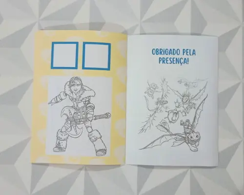 Álbum de Figurinhas e Colorir - Como Treinar o Seu Dragão