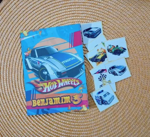 Álbum de Figurinhas e Colorir Hot Wheels Lembrancinha