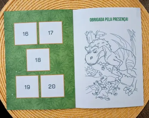 Álbum de Figurinhas e Livro de Colorir Dinossauros - 15x21