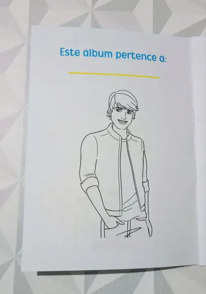 Álbum de Figurinhas e Livro de Colorir Ken - 15x21