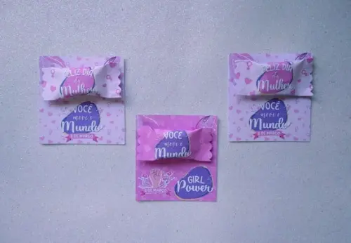 Card com Bala Personalizada Brinde Dia da Mulher