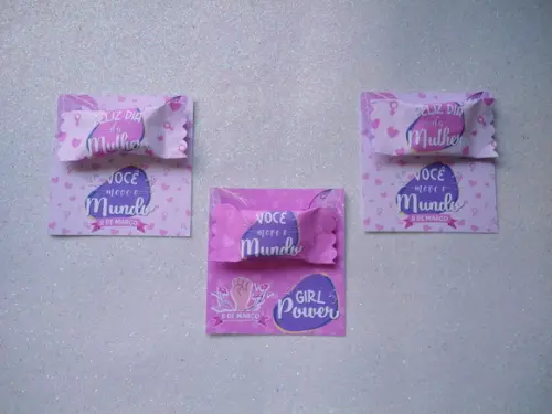 Card com Bala Personalizada Brinde Dia da Mulher