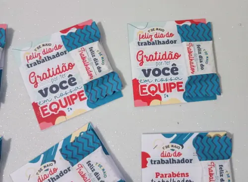 Card com Bala Personalizada Brinde Dia do Trabalhador