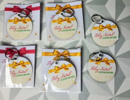 Chaveiro com Tag - Brinde Personalizado de Natal e Ano Novo