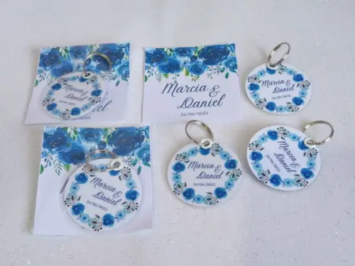 Chaveiro Plastificado Brinde Personalizado para Casamento
