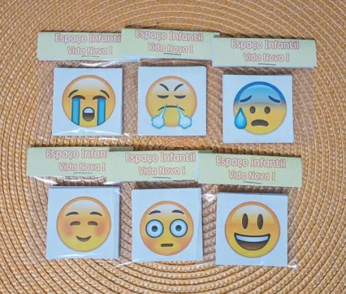 Jogo da Memória Emoções Emoticons Lembrancinha Personalizada