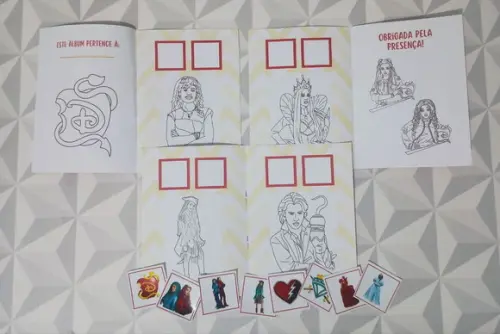 Kit 5 Brindes em 1 Lembrancinha Festa Infantil Descendentes