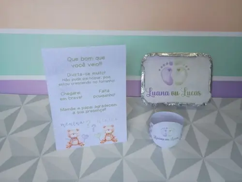 Kit Centro de Mesa Personalizado para Chá Revelação