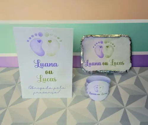 Kit Centro de Mesa Personalizado para Chá Revelação