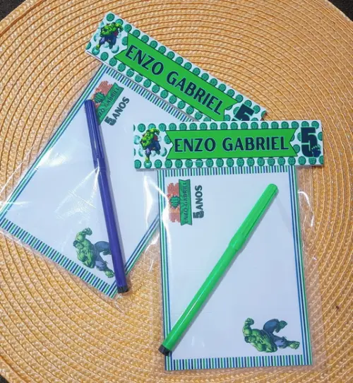 Lousa Personalizada Plastificada Incrível Hulk 15x10