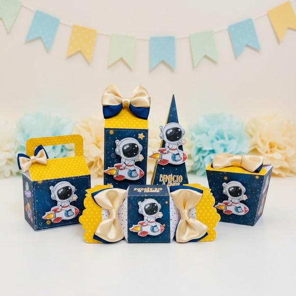 Kit 15 Caixas Personalizados Astronauta - Pegue e Monte