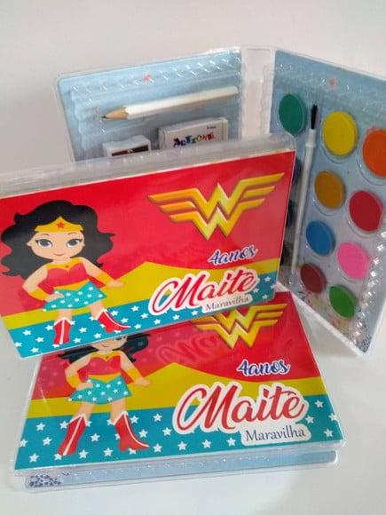 Estojo de Colorir Mulher Maravilha