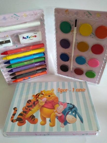 Estojo de Colorir Ursinho Pooh