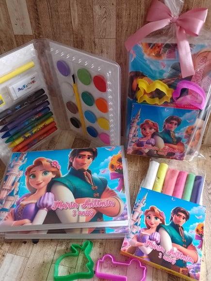 Kit Estojo de Colorir com Massinha Rapunzel