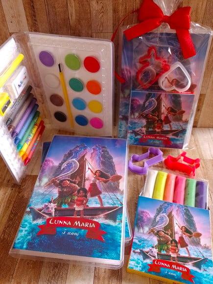 Kit Estojo de Colorir Embalado com Massinha Moana 2