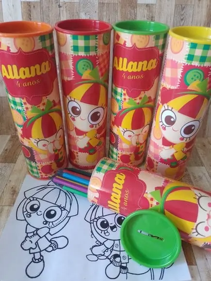 12 Cores Tubo Lata com Kit para Colorir Emília