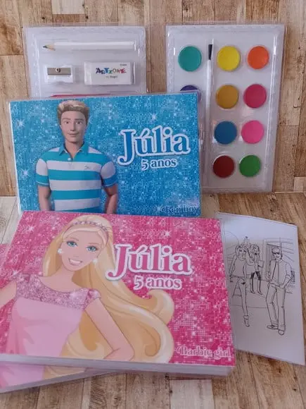 Estojo de Colorir Barbie e Ken