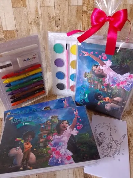 Estojo de Colorir Encanto