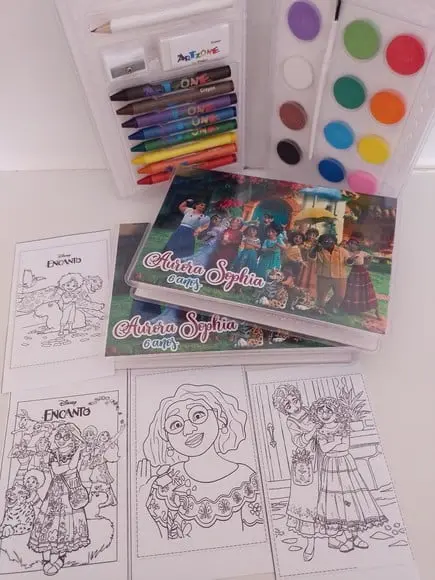 Estojo de Colorir Encanto