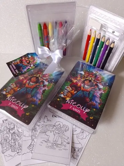 Estojo de Colorir Encanto