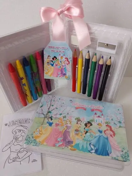 Estojo de Colorir Princesas
