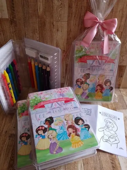 Estojo de Colorir Princesas