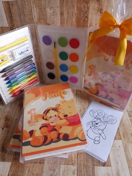 Estojo de Colorir Ursinho Pooh