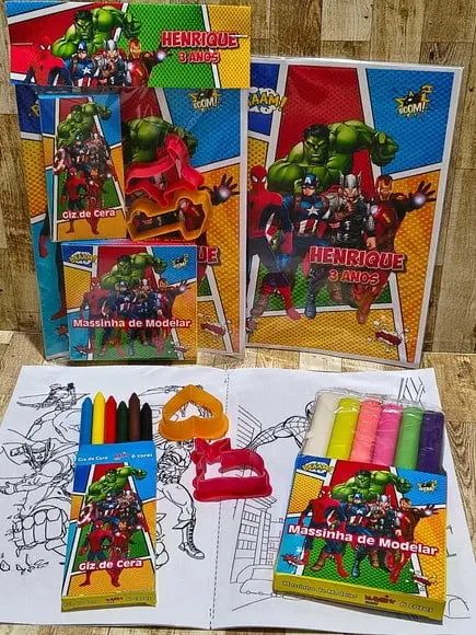 Kit Colorir Heróis