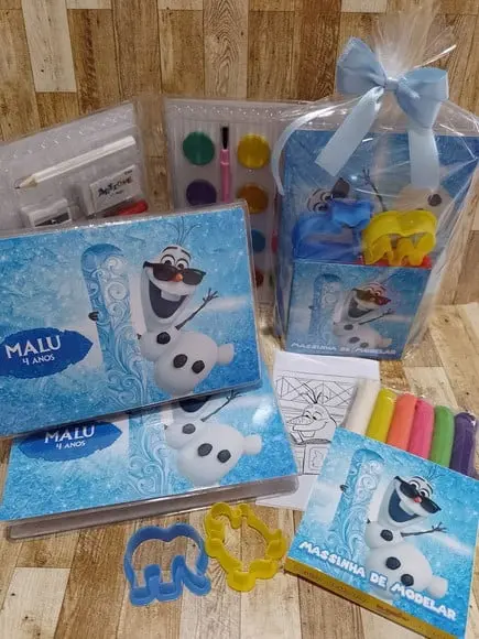 Kit Estojo de Colorir com Massinha Frozen