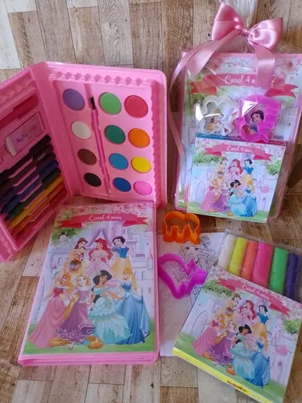 Kit Estojo de Colorir Princesas