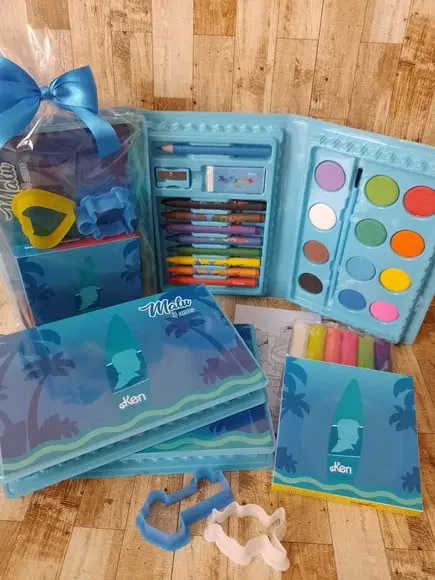 Kit Estojo de Colorir Embalado com Massinha Ken