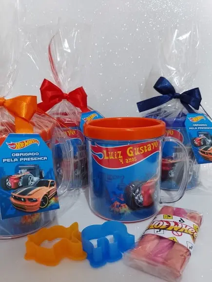 Pintando o Caneco Hotwheels