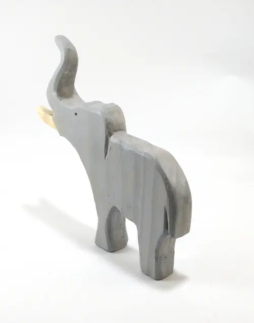 Elefante de Madeira 1