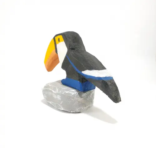 Tucano de Madeira